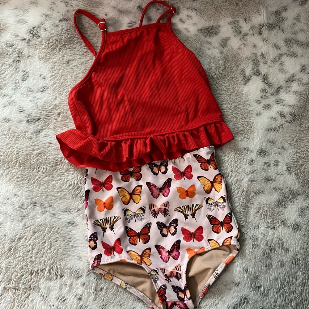 Kortni Jeane 4/5 set